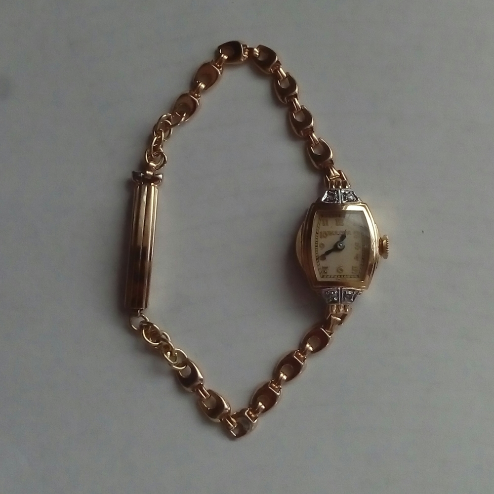 ⭐️ SOLD Vintage Bulova Ladies Watch - Picture 12 of 12